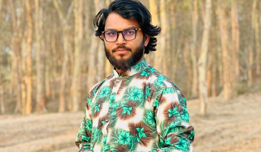 আলোকিত উকিয়া