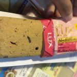 রোহিঙ্গা ক্যাম্পে “ব্র্যান্ড” নামে প্রতারণা: বাহিরে Lux, ভেতরে মাটি!